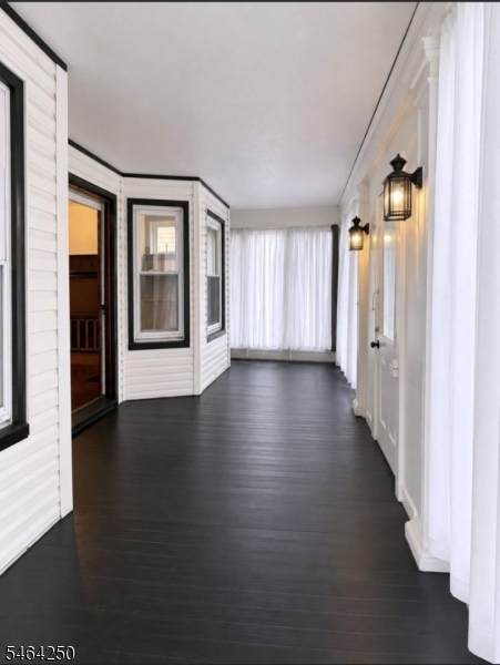 131 Greenwood Ave - Photo 1