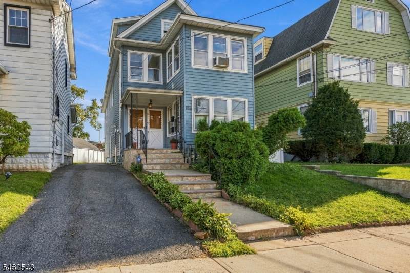 432 Pennington St - Photo 1
