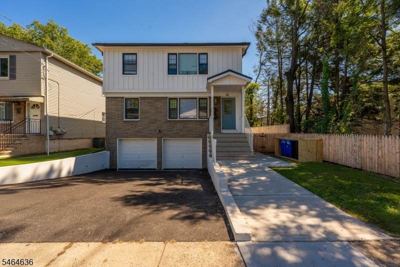 28 Taranto Ct - Photo 1