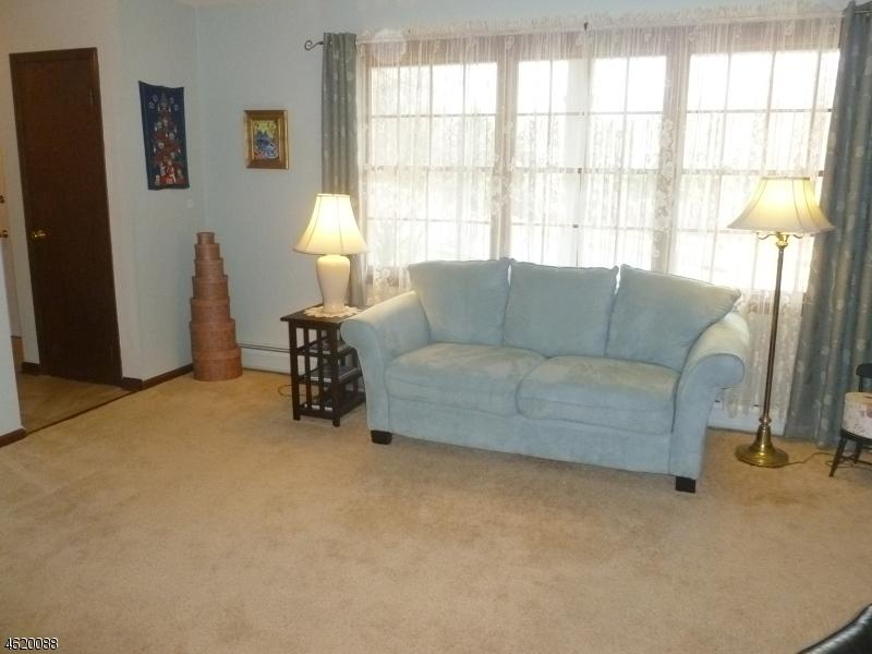 47 Courtland Dr - Photo 1