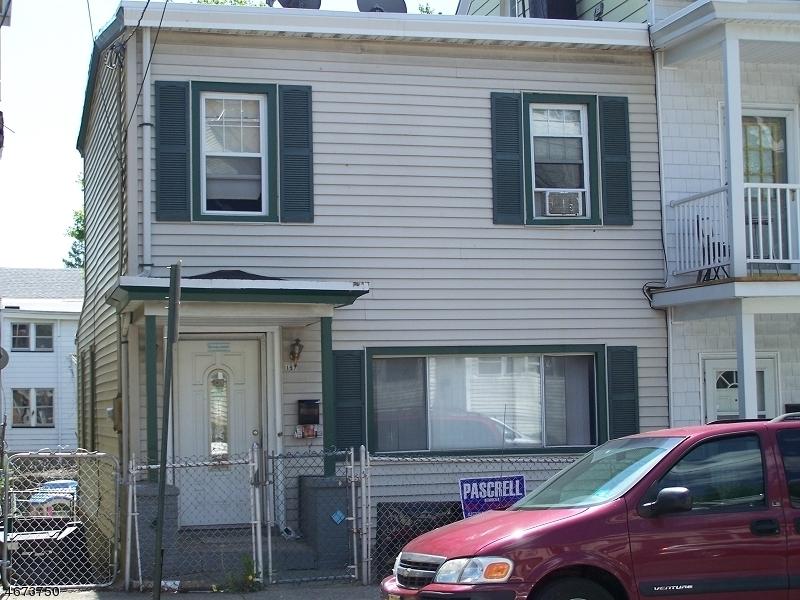 197 Preakness Ave - Photo 1