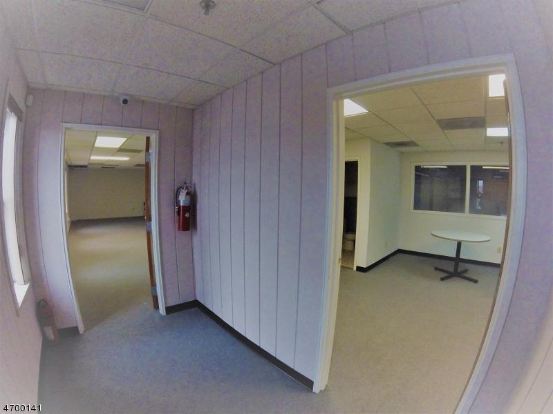 105 Albert Ave - Photo 1