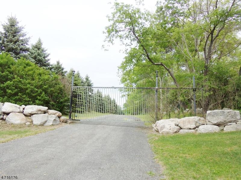966 Fairview Lake Rd - Photo 1