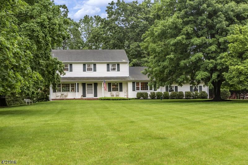 423 River Rd - Photo 1