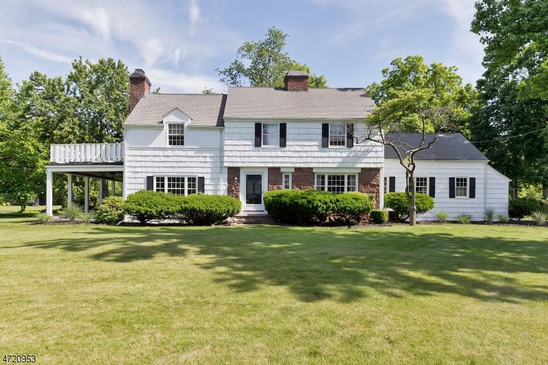 366 New Dover Rd - Photo 1