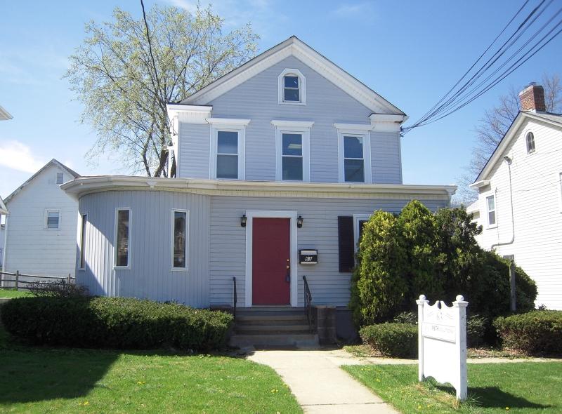 63 Grove St - Photo 1