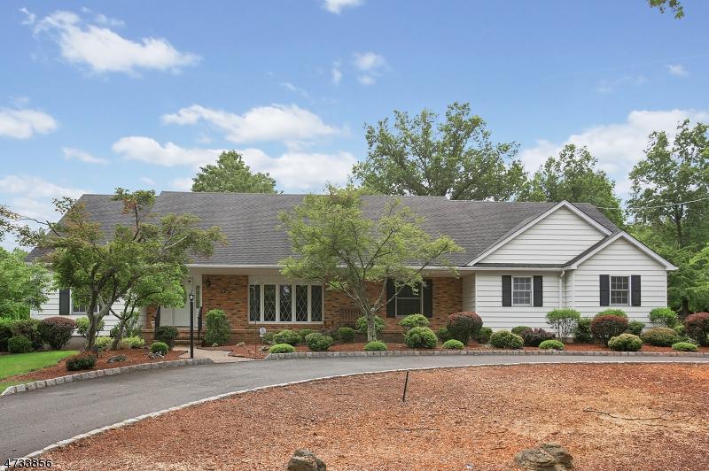 456 Van Holten Rd - Photo 1