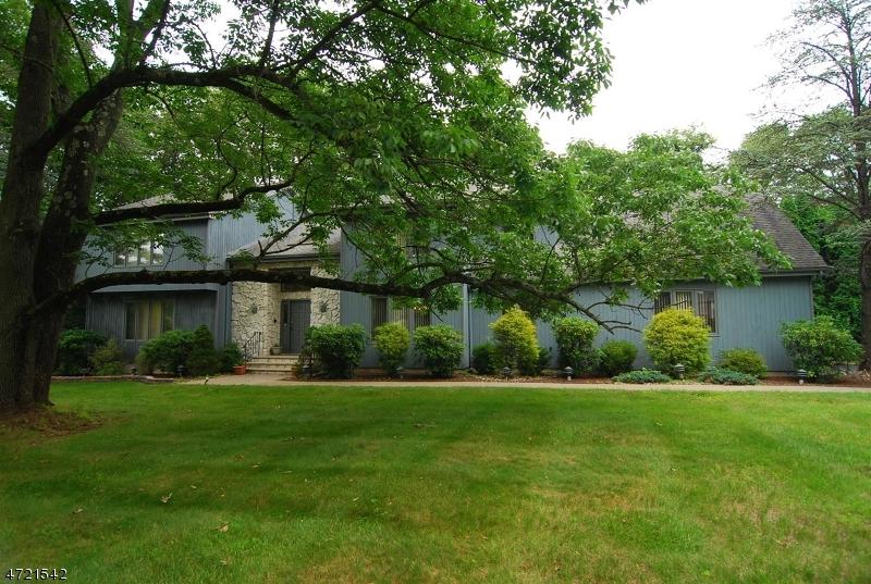 6 Castle Ct - Photo 1