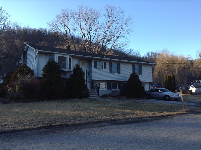 5 Gilbert Dr - Photo 1