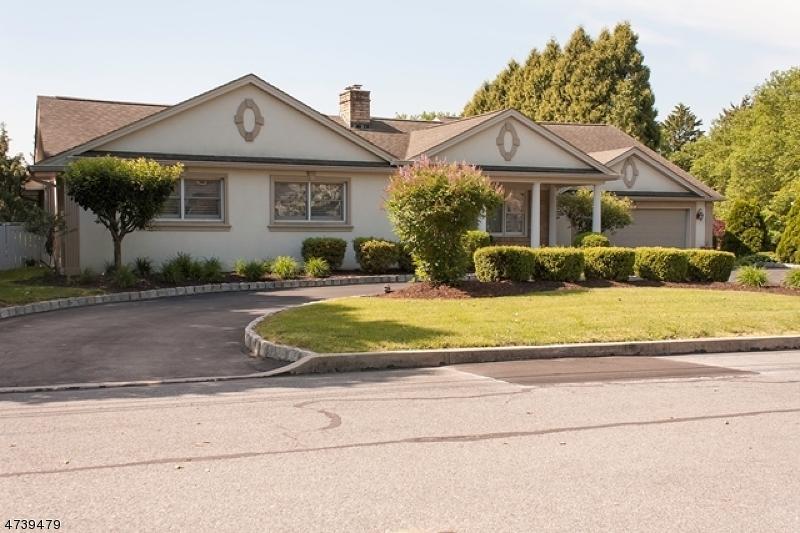 348 Old Orchard Dr - Photo 1