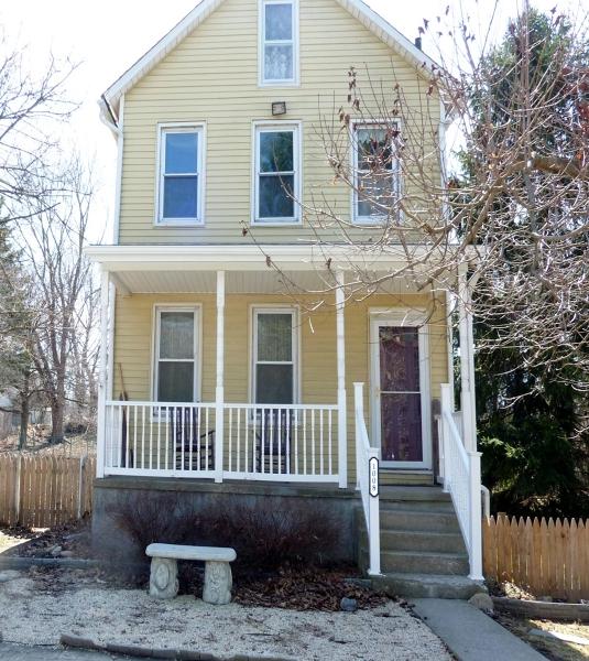 1008 3rd Ave - Photo 1