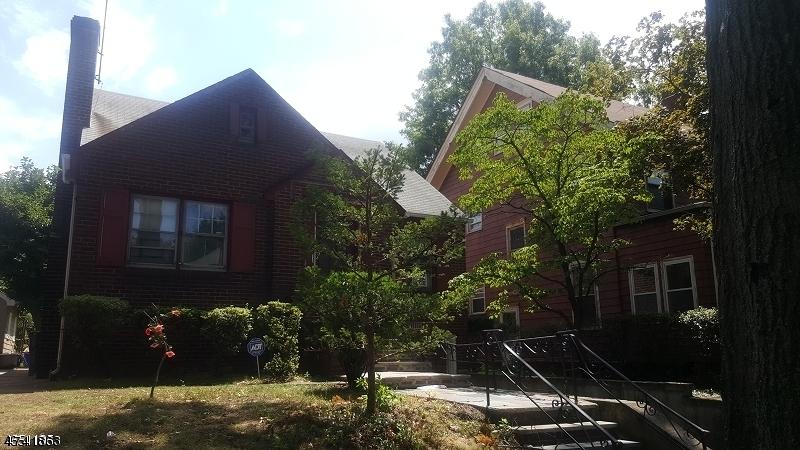 80 Hillcrest Ter - Photo 1