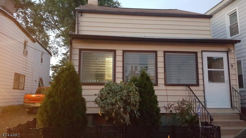 9 Henry St - Photo 1