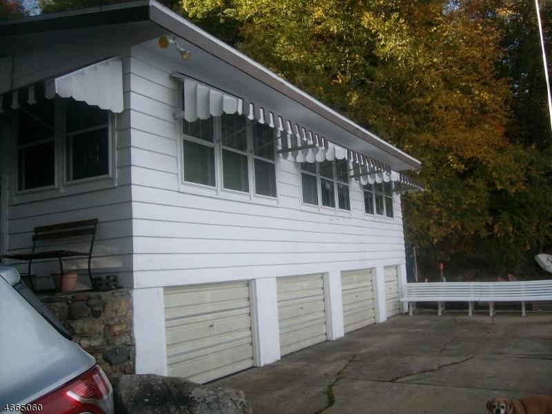 239 Squaw Trl - Photo 1