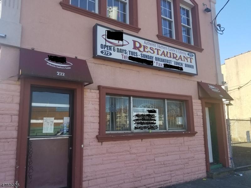 272 Lyons Ave - Photo 1