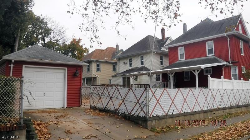 150 Clinton Ave - Photo 1