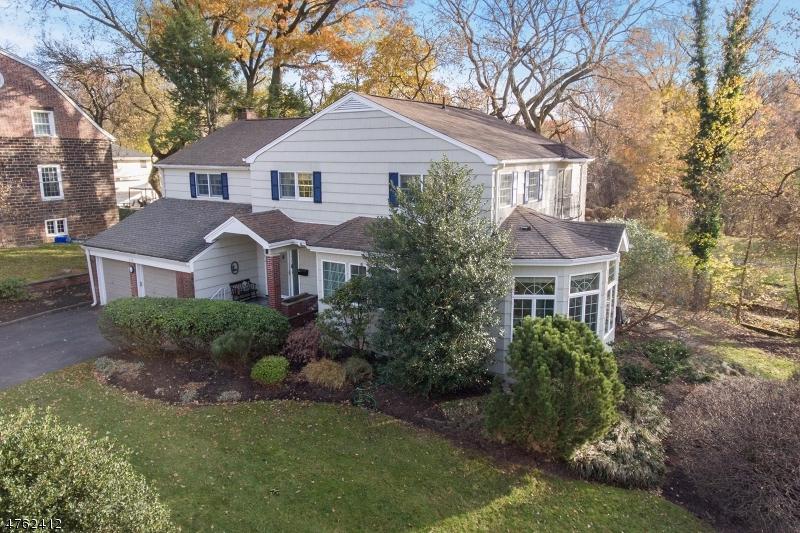 628 Cadmus Ct - Photo 1