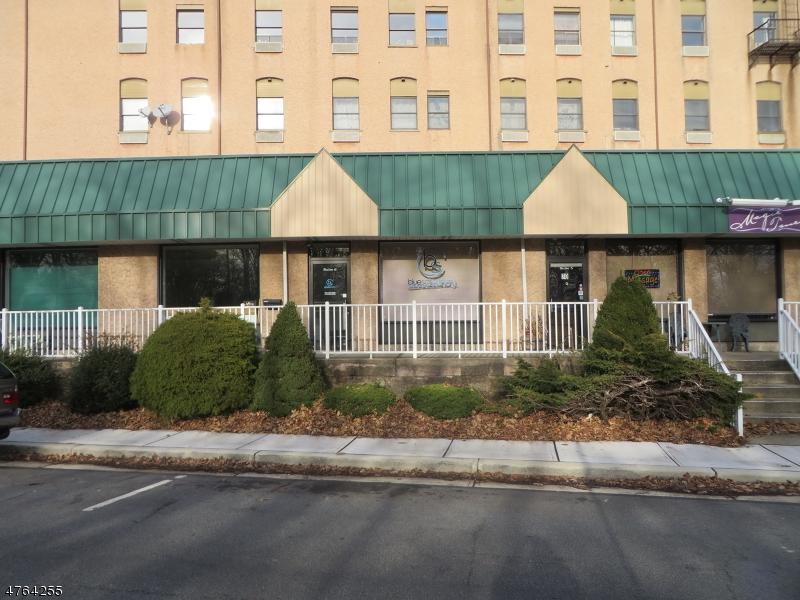 30 S Doughty Ave - Photo 1