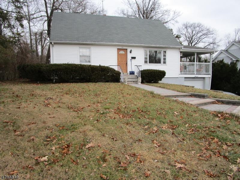 140 Birchwood Ter - Photo 1
