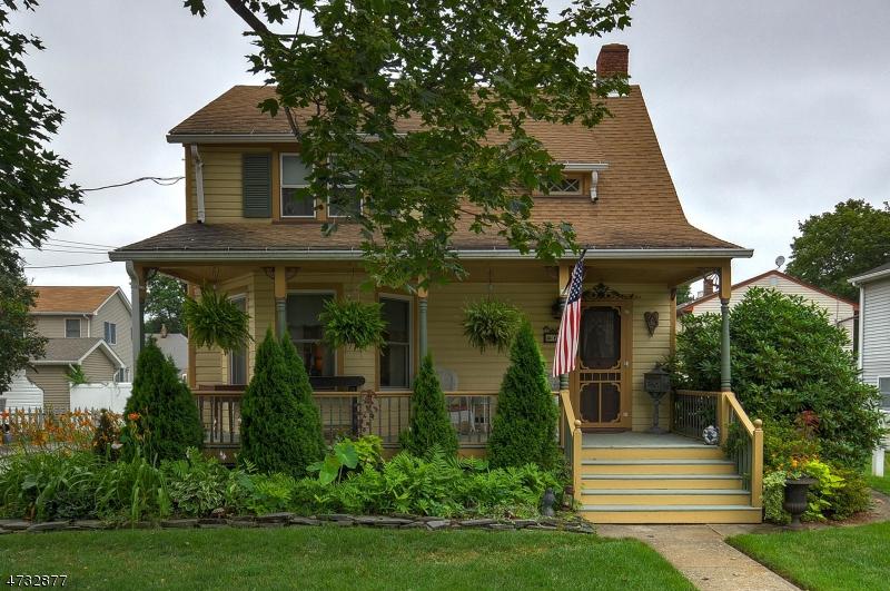 66 Post Ln - Photo 1