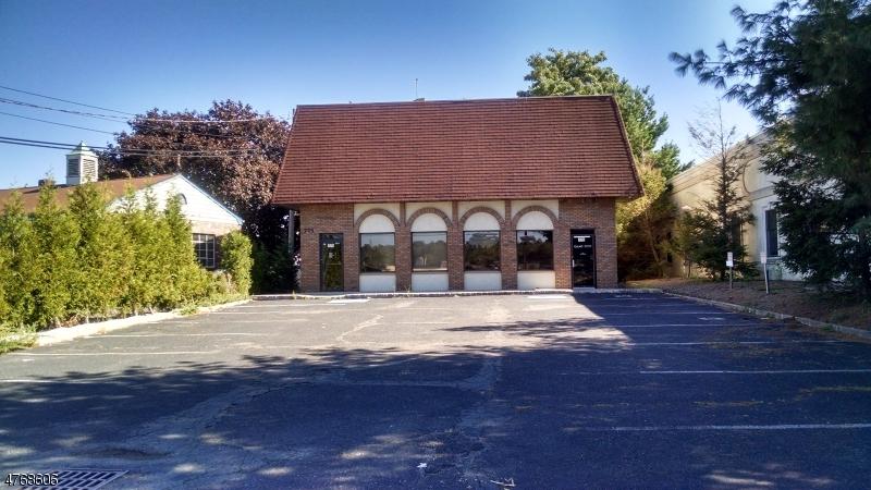 775 Bloomfield Ave - Photo 1