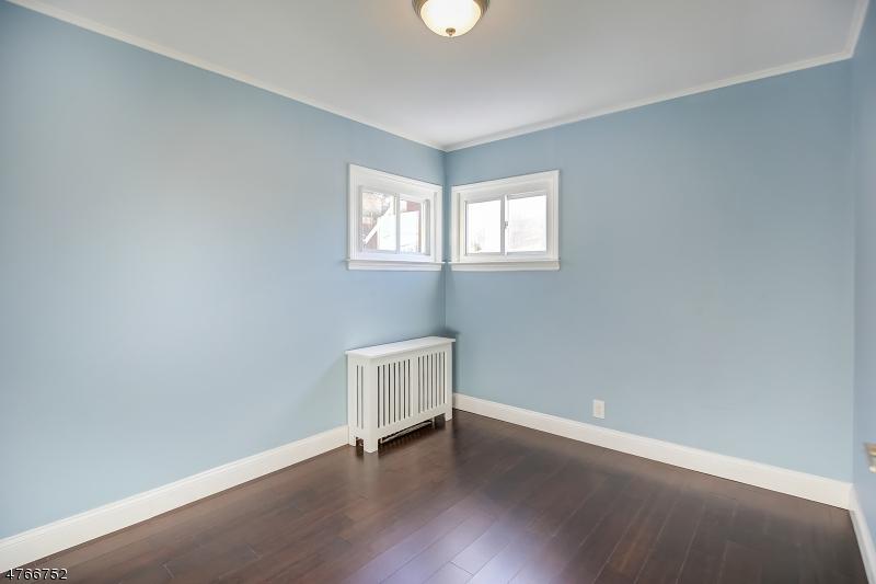 22 Phyllis Rd - Photo 1