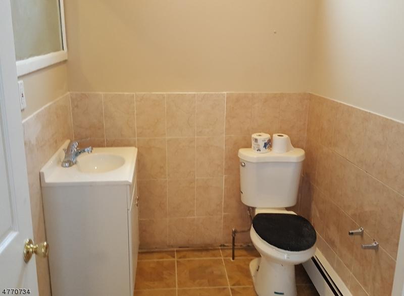 74 Washington Ave - Photo 1