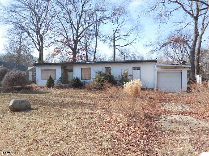 565 Riverside Dr - Photo 1