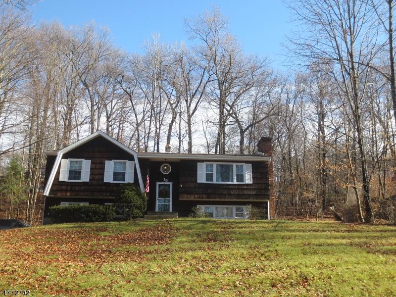 15 Crest Hill Dr - Photo 1