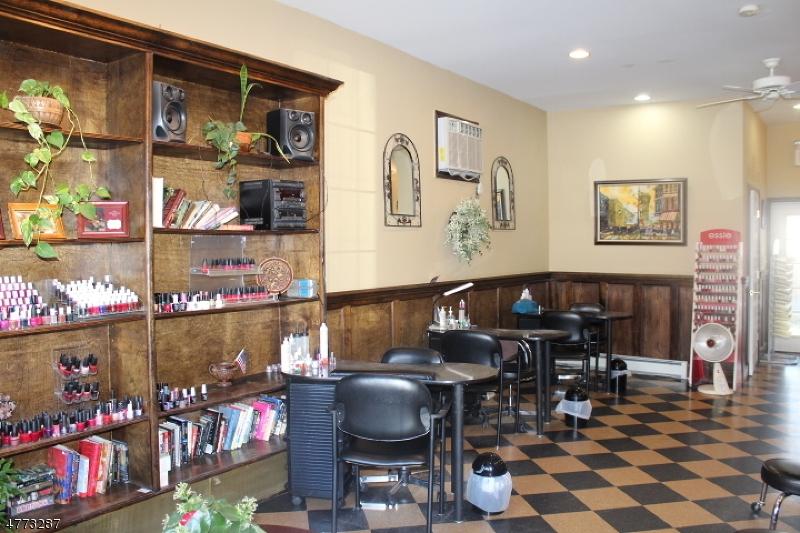 401 Broad St - Photo 1