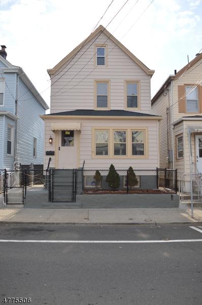 23 Center St - Photo 1