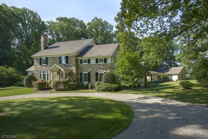 122 Mendham Rd - Photo 1