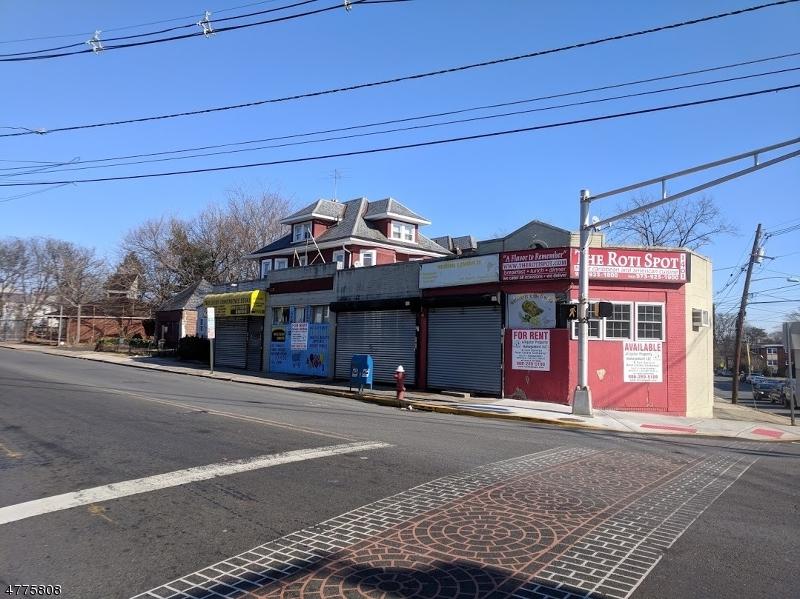 1401 Maple Ave - Photo 1