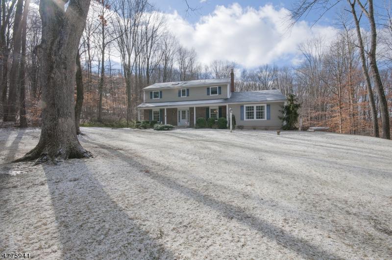 19 Delwood Rd - Photo 1