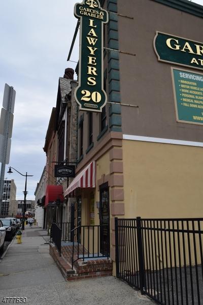 20 Green St - Photo 1