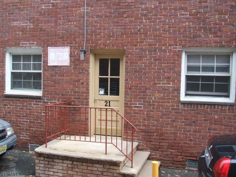 800 N Broad St - Photo 1