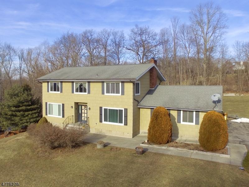 40 Hillsdale Dr - Photo 1