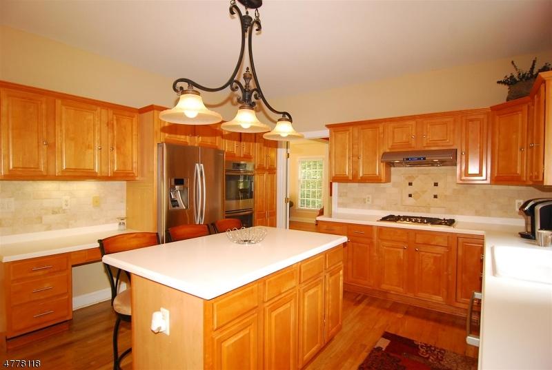 25 Cromwell Dr - Photo 1