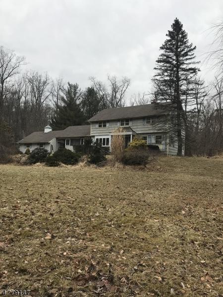 7 Laurel Ln - Photo 1