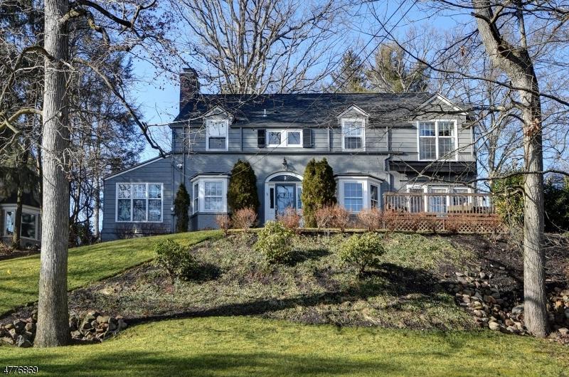 2 Fairhill Rd - Photo 1