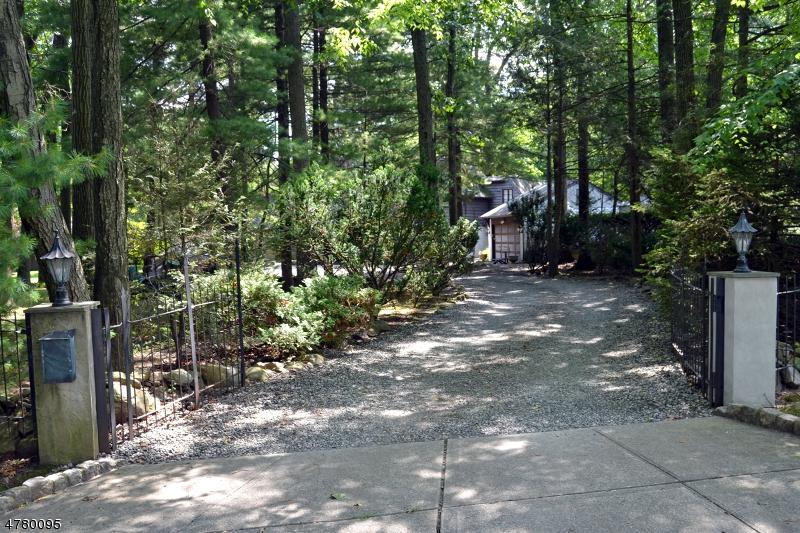 20 Sherman - Photo 1