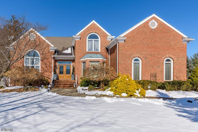 4 Crosswood Way - Photo 1