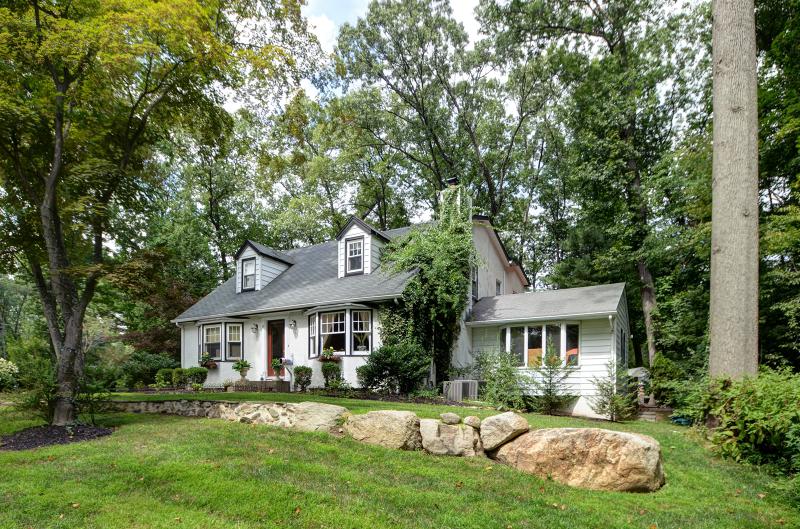 89 Kenilworth Rd - Photo 1