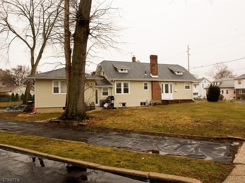 652 Belleville Ave - Photo 1