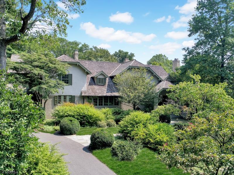 20 Adams Avenue - Photo 1