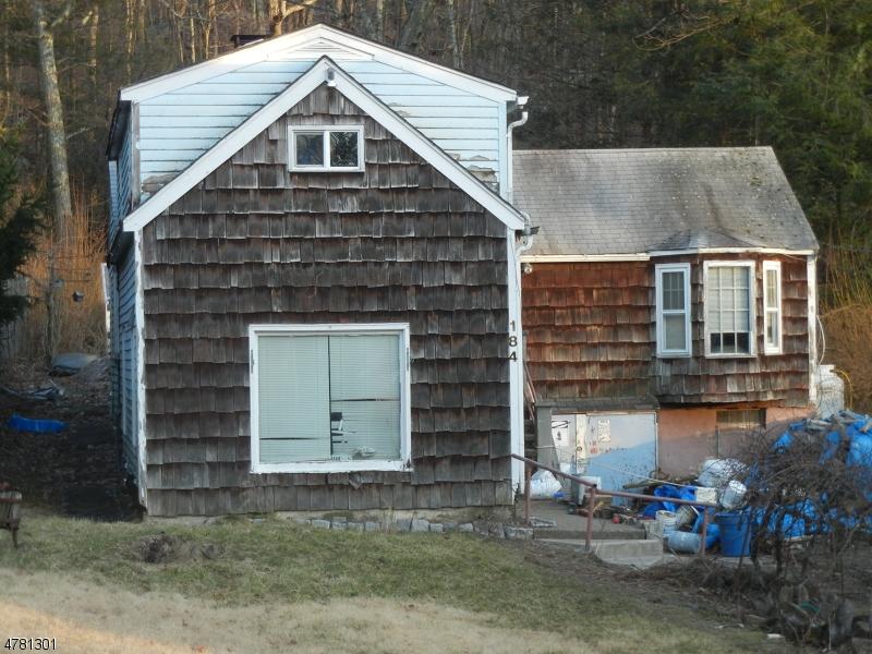 184 Lake Shore Dr - Photo 1