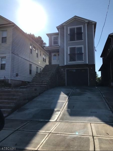 938 Adams Ave - Photo 1