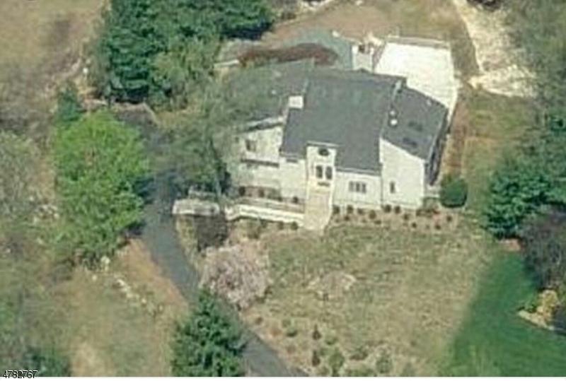 9 Roberts Rd - Photo 1