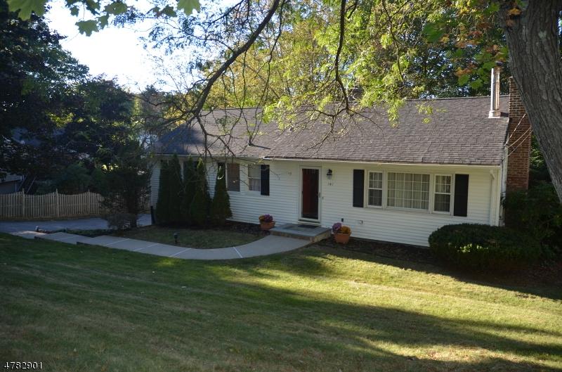 141 Vreeland Rd - Photo 1