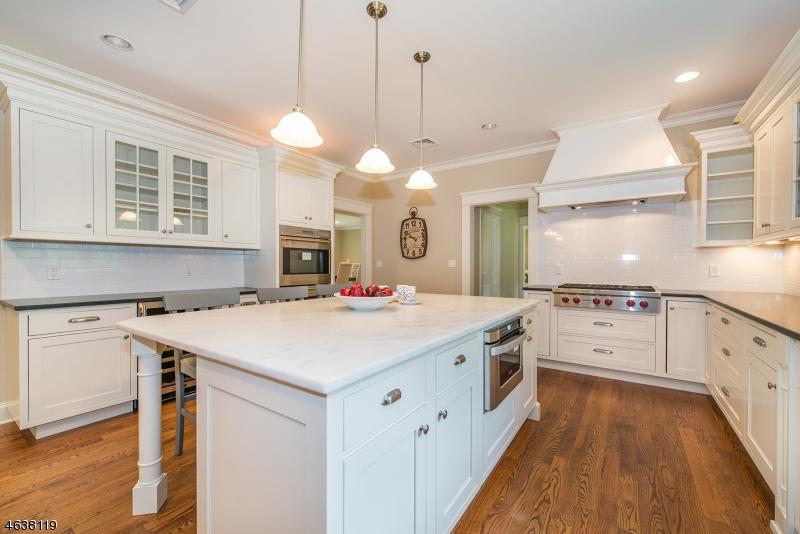 223 Boulevard - Photo 1